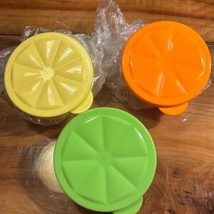 TUPPERWARE CITRUS KEEPERS 7oz (SET OF 3) • NIP